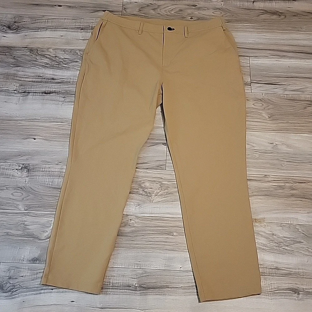 Public Rec Pants Mens 40/30 Tan Athletic Performance‎ Stretch Golf Pockets
